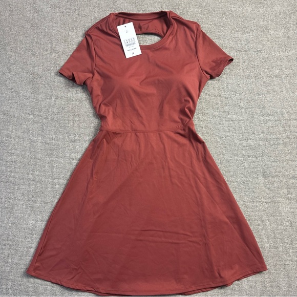 HALARA Brown Backless Dress with Cut-Out Design - Picture 3 of 9